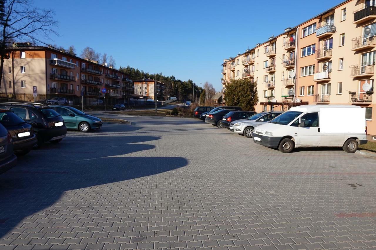 Przytulne I Atrakcyjne Mieszkanie Z Pelnym Wyposazeniem, Dwa Pokoje Skarżysko-Kamienna Exterior foto